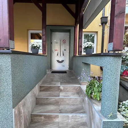 Flow House 3* Nowy Sad